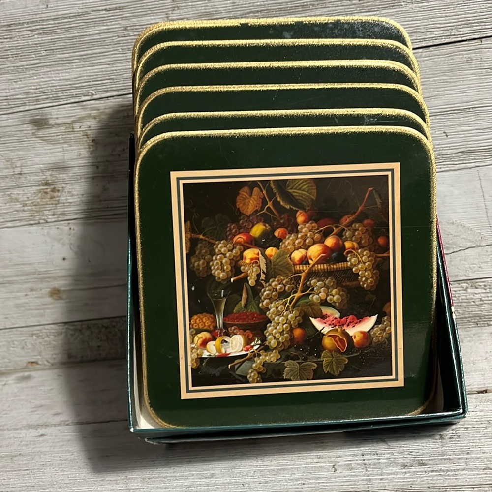 Cloverleaf beverage coasters